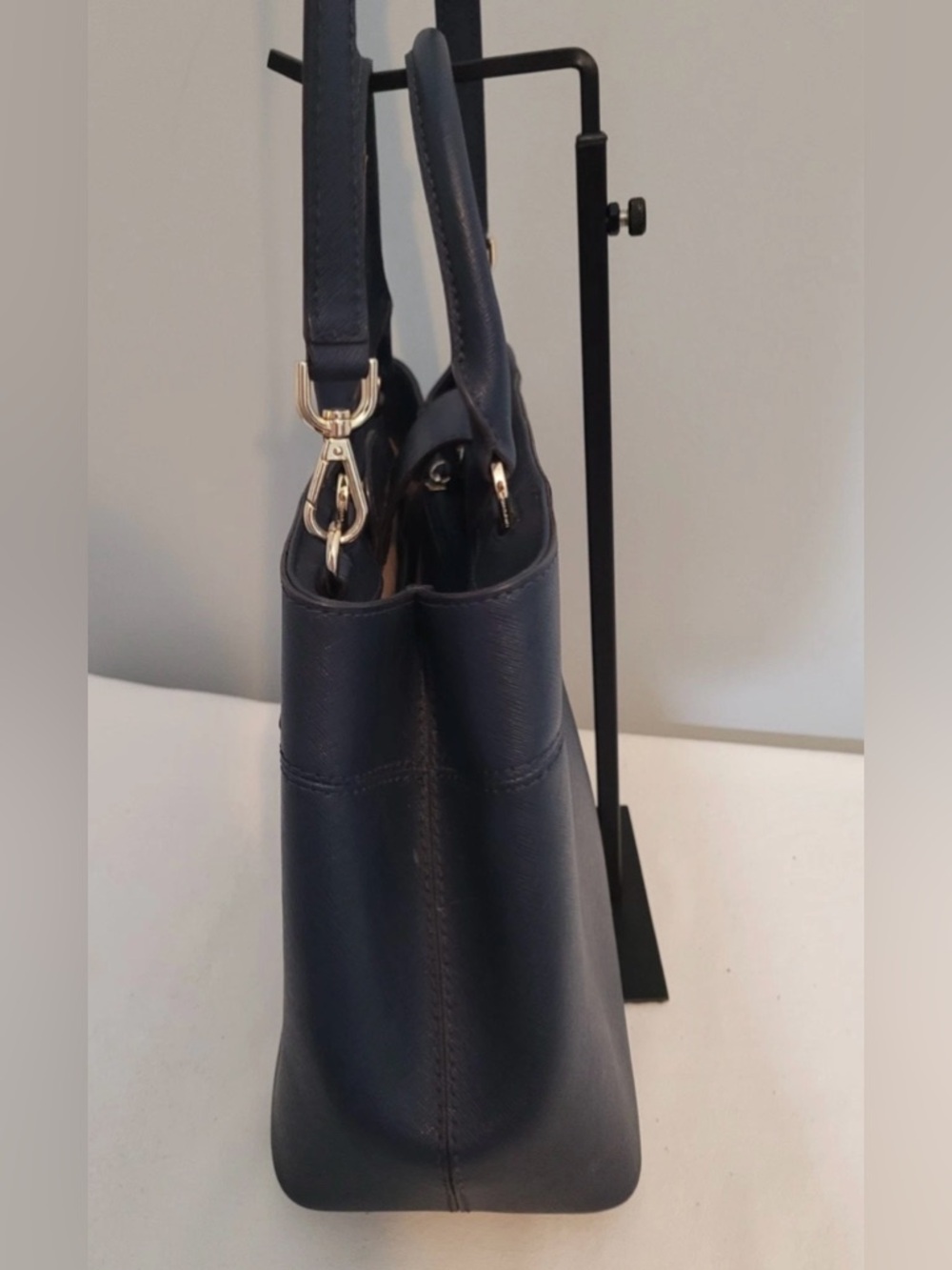 Michael Kors Navy Saffiano Satchel Crossbody Bag with Gold Hardware - Picture 4 of 16